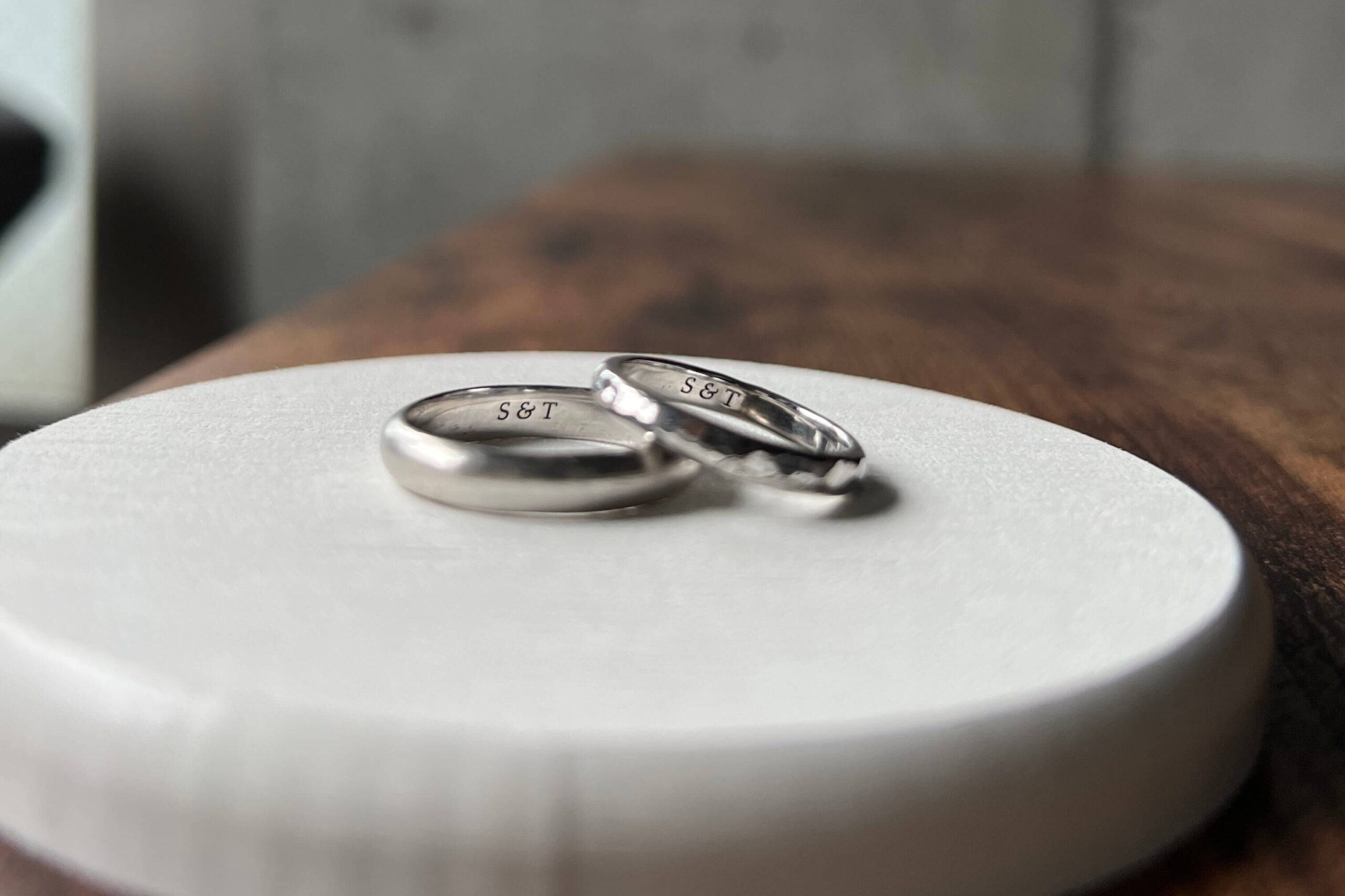 【結婚指輪の刻印】個性的なデザインのアイデア3つ