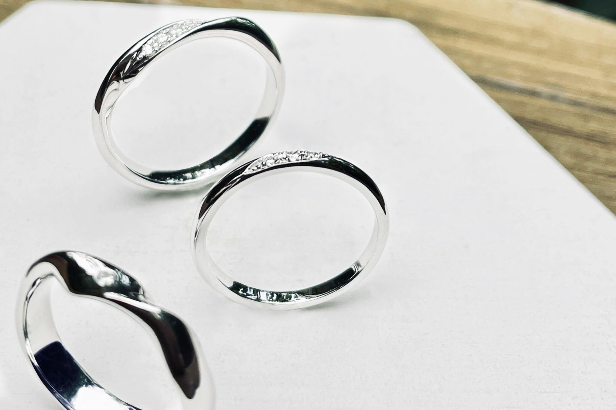 結婚10周年におすすめジュエリーは？妻へプレゼントを贈りたい方必見