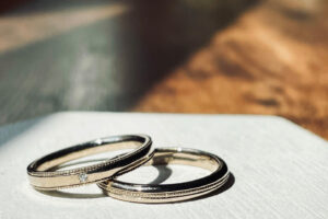 結婚10周年には指輪をペアで購入しよう！相場や選び方を解説