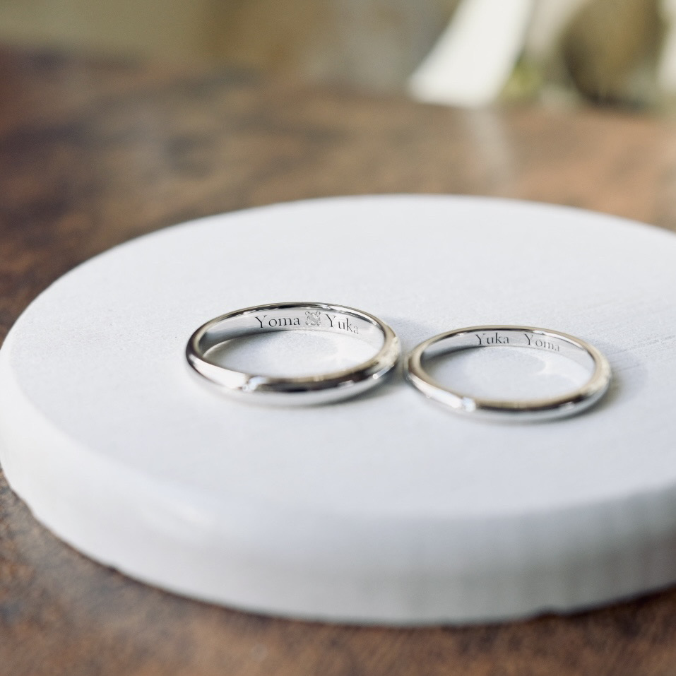 手作り結婚指輪 プラチナ（Pt950） 甲丸 鏡面 ２mm ３mm 4月 ダイヤモンド レーザー刻印