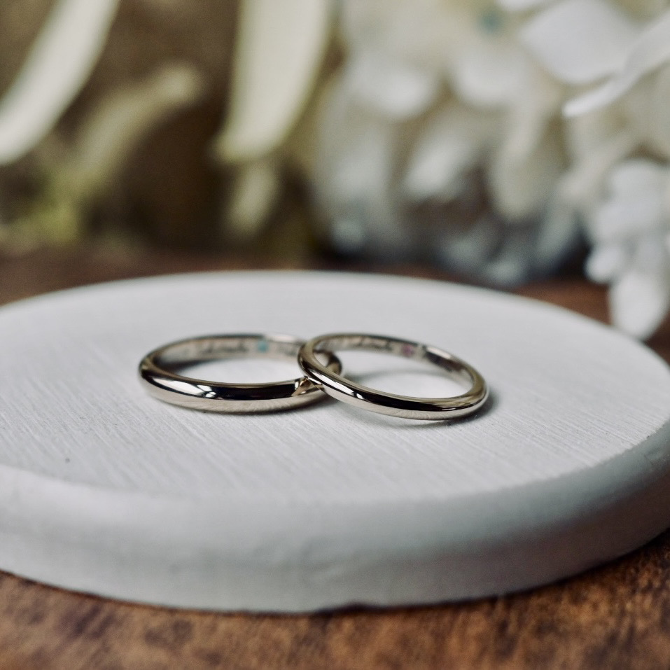 手作り結婚指輪 シャンパンゴールド（K18CG） 甲丸 鏡面 ２mm ３mm 10月 トルマリン レーザー刻印