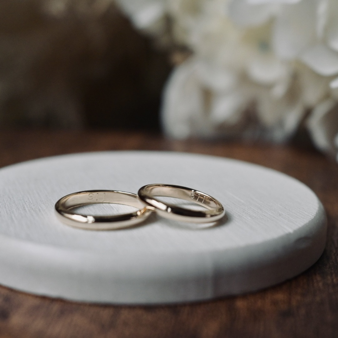 手作りペアリング（シルバー） シルバー（SV950） 甲丸 鏡面 ３mm カラーリング（シャンパンゴールド） 手打ち刻印