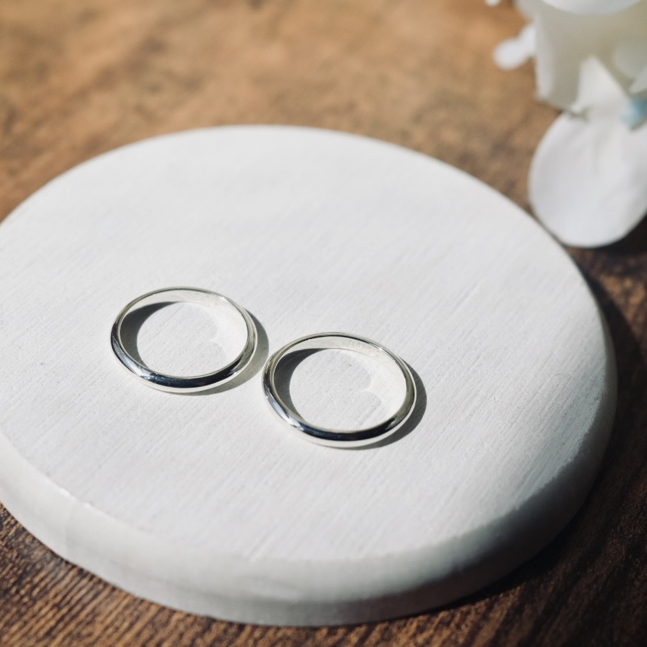 手作りペアリング（シルバー） シルバー（SV950） 甲丸 鏡面 ２mm 変色防止コーティング 手打ち刻印