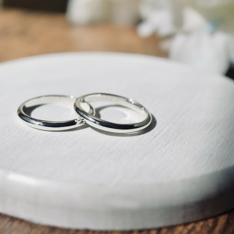 手作りペアリング（シルバー） シルバー（SV950） 甲丸 鏡面 ２mm 変色防止コーティング 手打ち刻印