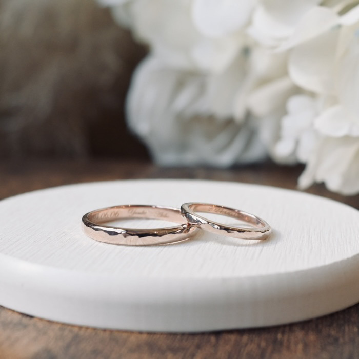 手作りペアリング（シルバー） シルバー（SV950） 甲丸 ハンマー 鏡面 ２mm ３mm カラーリング（ピンクゴールド） レーザー刻印