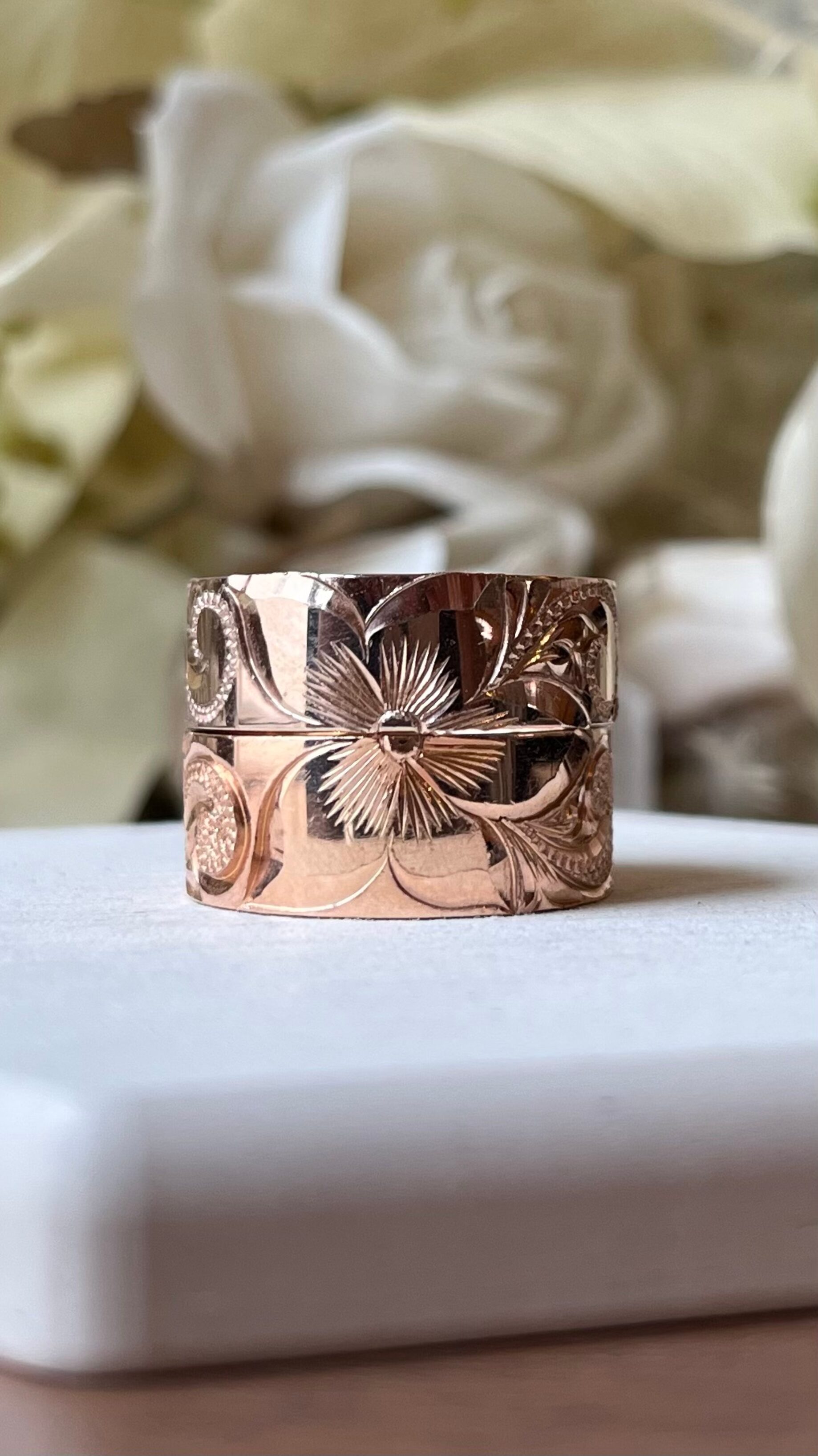 手作りハワイアンシルバーリング（ペアリング） シルバー925 平打ち（内甲丸） 平打ち（内甲丸） ハワイアン 鏡面 ８mm ９mm ウミガメ カラーリング（ピンクゴールド） ハワイアンふたりでひとつ プルメリア