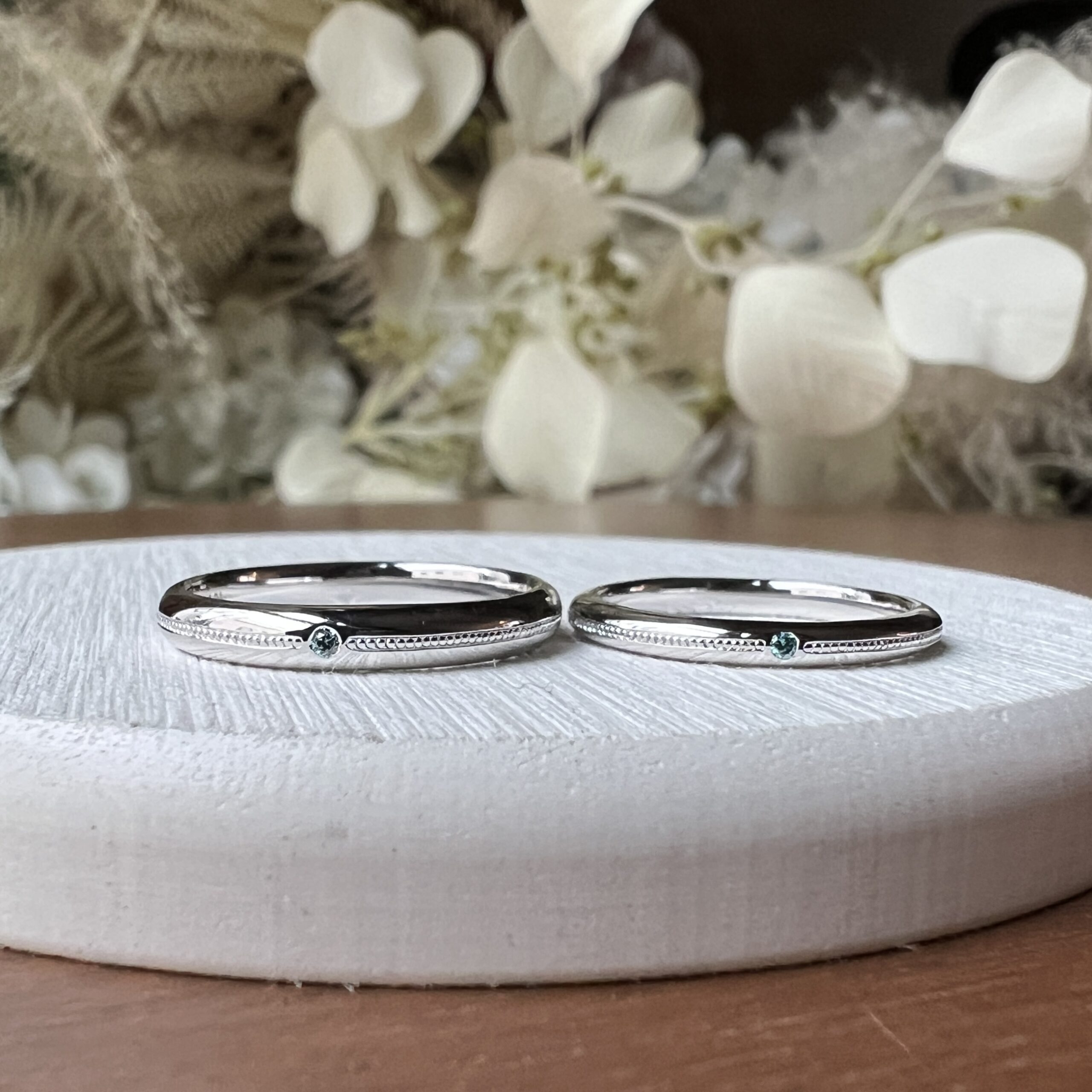 手作りペアリング（シルバー） シルバー925 甲丸 鏡面 ２mm ３mm 3月 アクアマリン 8月 ペリドット カラーダイヤモンド スカイブルーダイヤモンド カラーリング（ロジウム） ミル打ち レーザー刻印