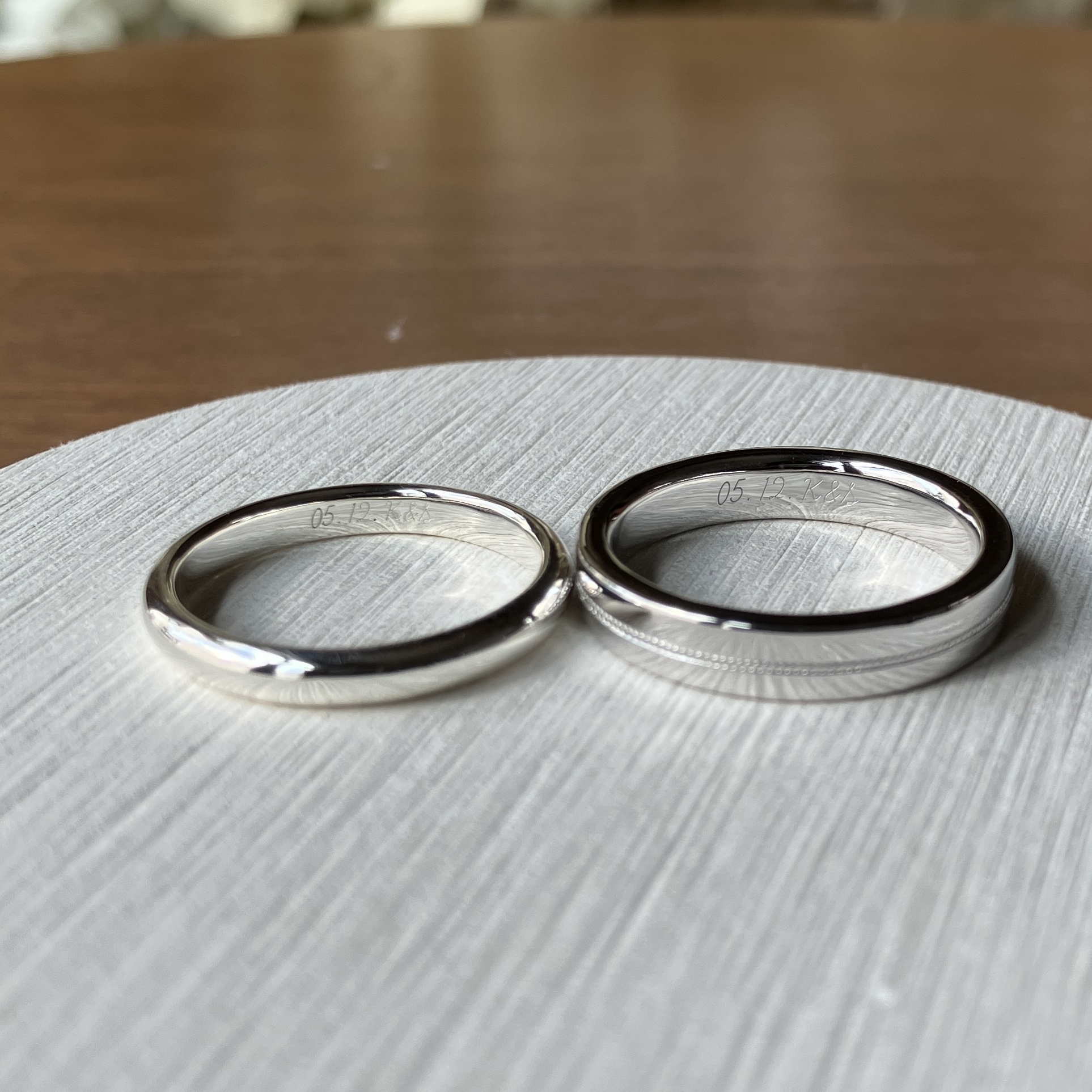 手作りペアリング（シルバー） シルバー925 平打ち（内甲丸） 甲丸 鏡面 ３mm ４mm ブルーダイヤモンド カラーリング（ロジウム） ミル打ち レーザー刻印