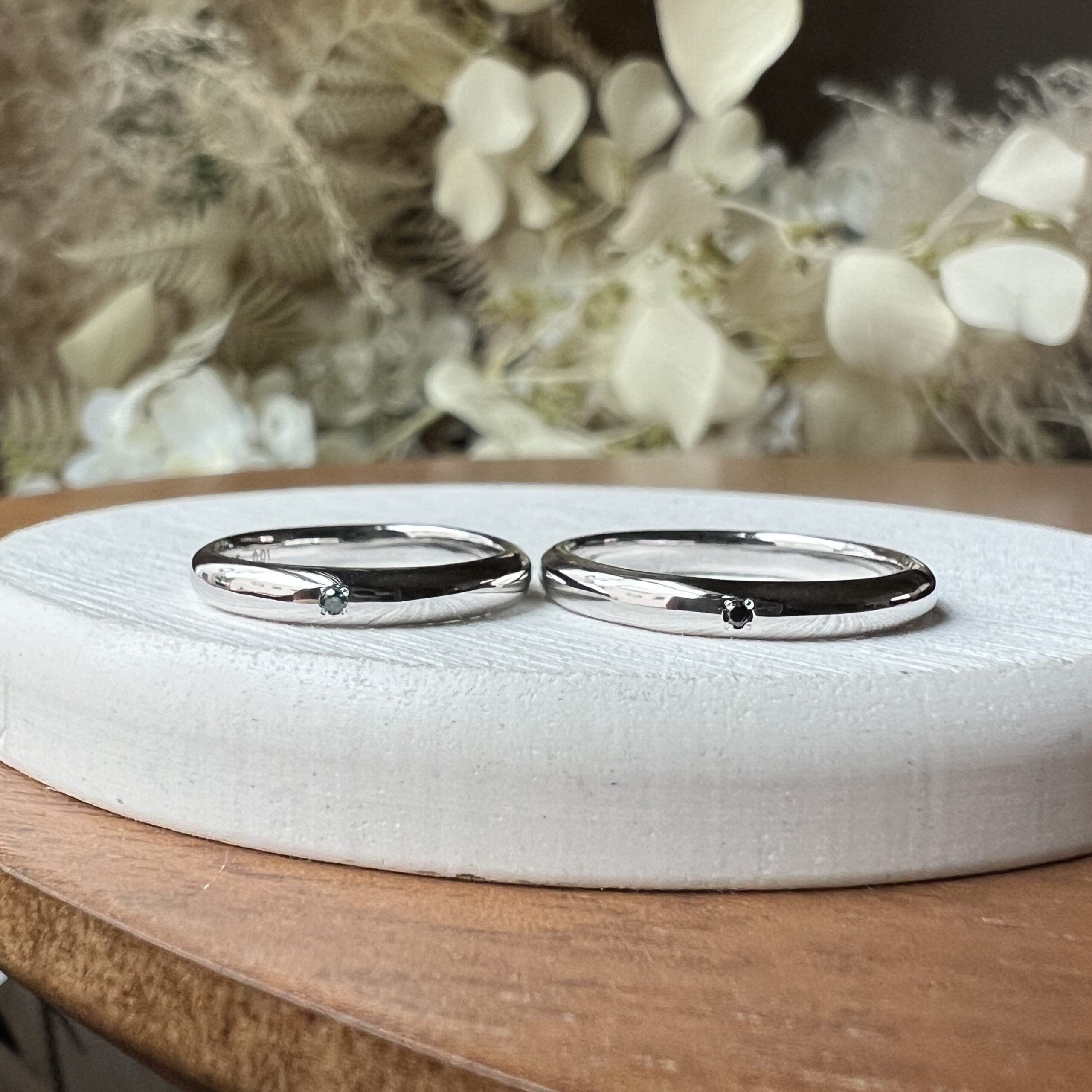 手作りペアリング（シルバー） シルバー925 ブルーダイヤモンド 甲丸 鏡面 ３mm カラーダイヤモンド ブラックダイヤモンド