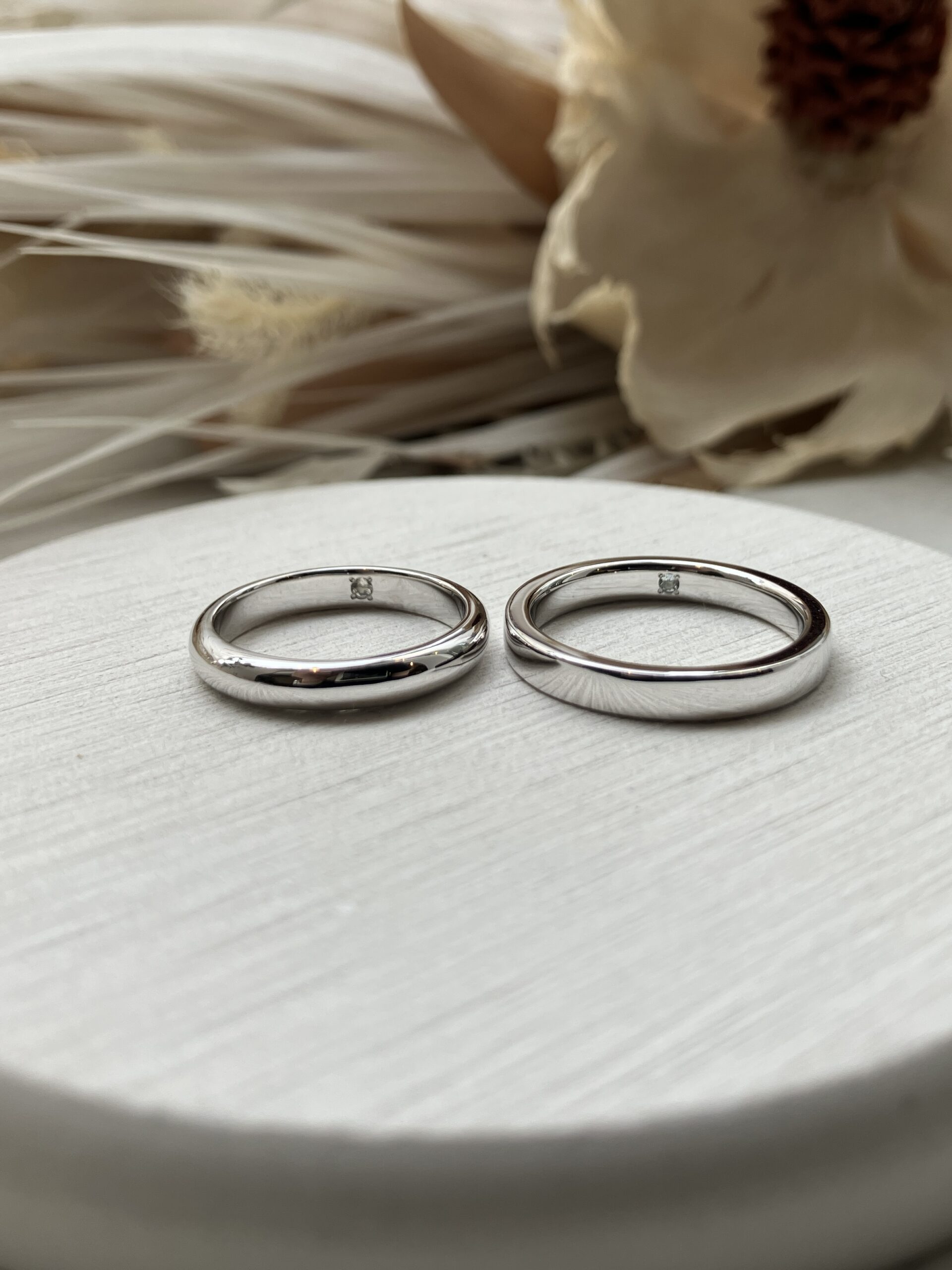 手作りペアリング（シルバー） シルバー925 彫り留め 平打ち（内甲丸） 甲丸 鏡面 ３mm 3月 アクアマリン 6月 ムーンストーン