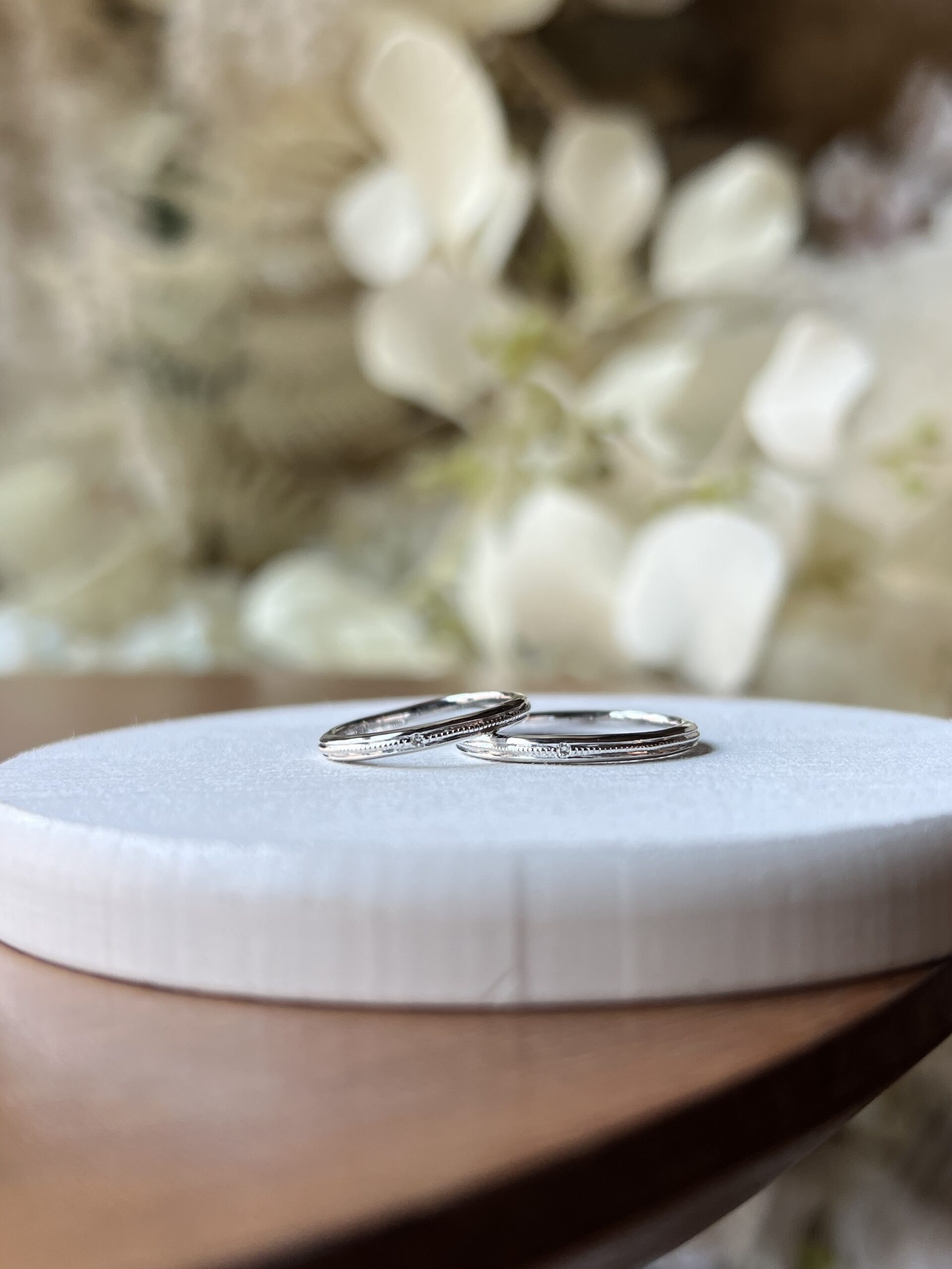 手作りペアリング（シルバー） シルバー925 甲丸 鏡面 ２mm 2月 アメシスト 7月 ルビー カラーレスダイヤモンド カラーリング（ロジウム） ミル打ち