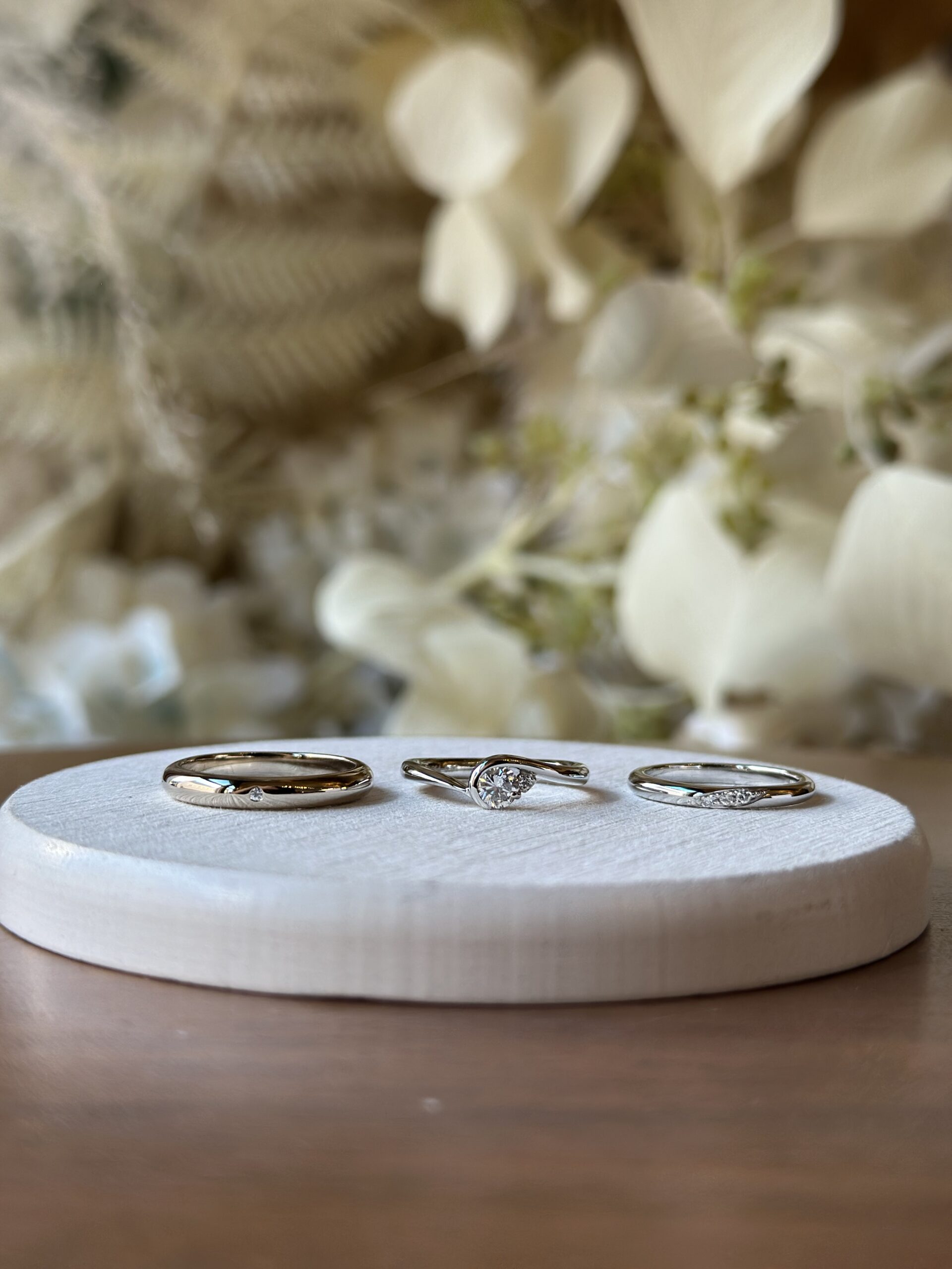 オーダー婚約指輪 手作り結婚指輪 手作り結婚指輪・婚約指輪（3本制作） シャンパンゴールド（K18CG） プラチナ（Pt950） 甲丸 鏡面 ２mm ３mm