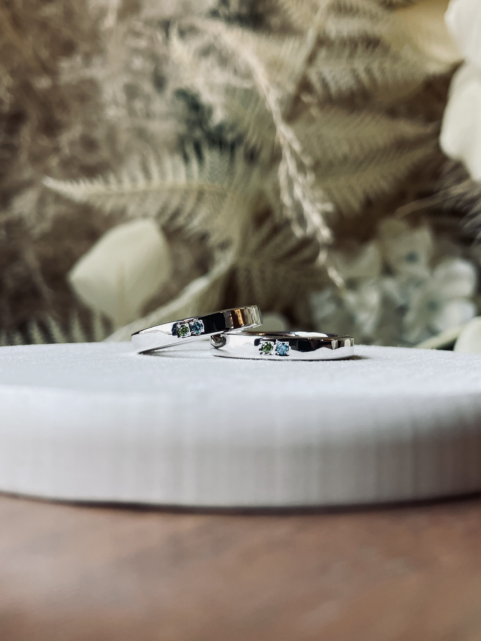 手作りペアリング（シルバー） シルバー（SV950） シルバー925 平打ち（内甲丸） 平打ち（内甲丸） 鏡面 ３mm 2月 アメシスト 5月 エメラルド カラーダイヤモンド グリーンダイヤモンド スカイブルーダイヤモンド