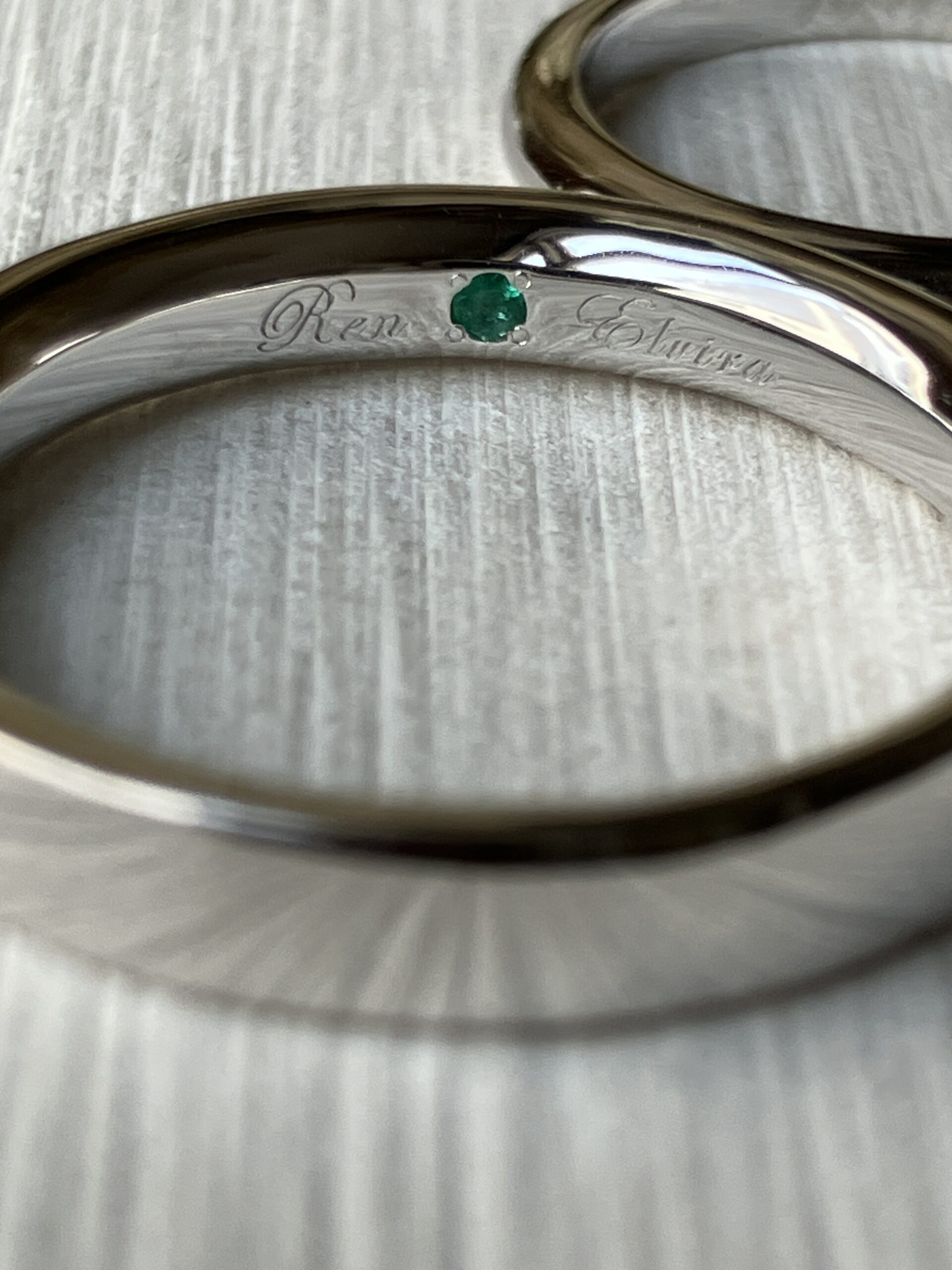 手作りペアリング（シルバー） 甲丸 平打ち（内甲丸） 鏡面 ２mm ３mm カラーレスダイヤモンド 5月 エメラルド 12月 タンザナイト