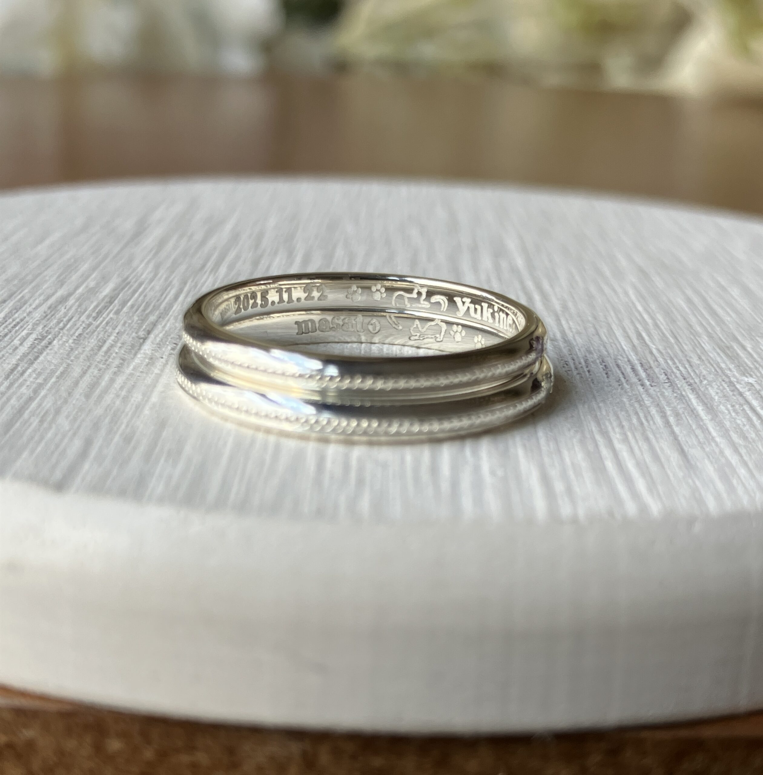 シルバー925 甲丸 鏡面 ２mm 2月 アメシスト 3月 アクアマリン ミル打ち 手書きレーザー刻印