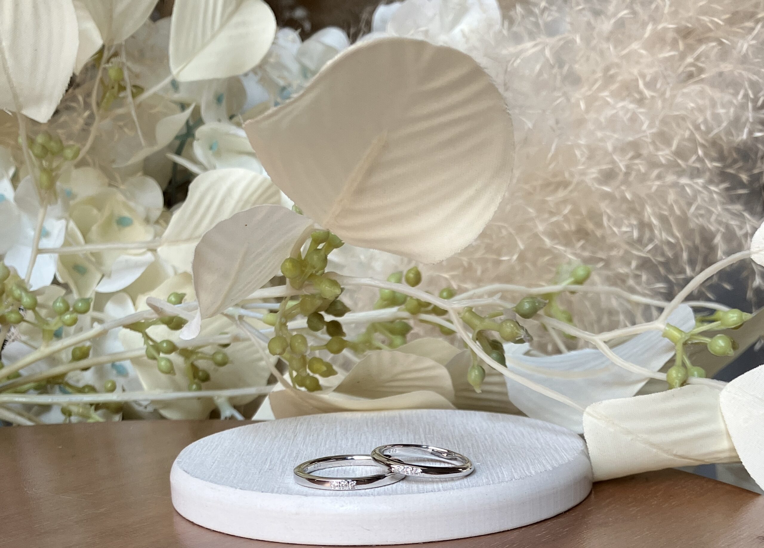 手作りペアリング（シルバー） 平打ち（内甲丸） 甲丸 鏡面 ２mm カラーダイヤモンド