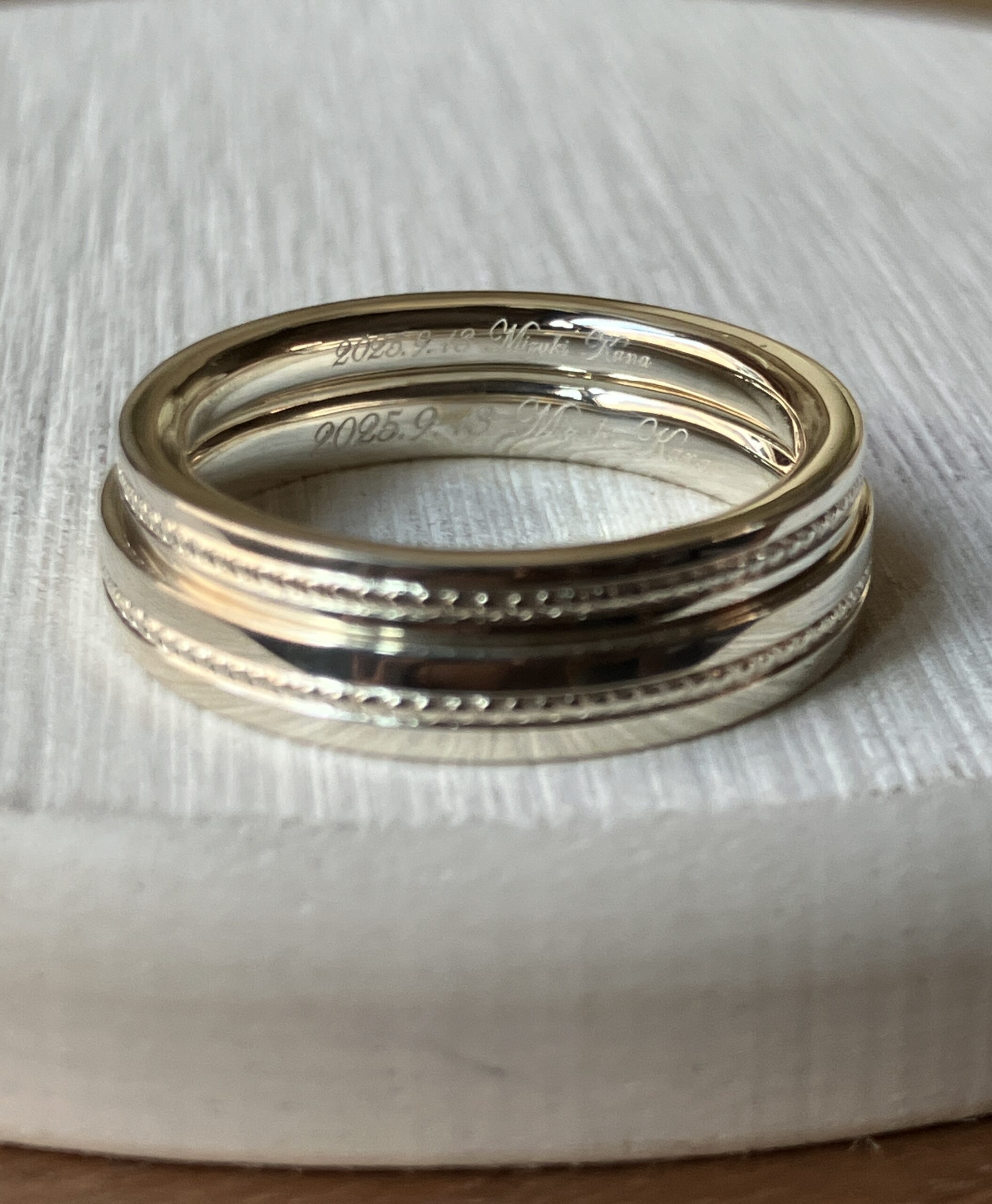 手作りペアリング（シルバー） 平打ち（内甲丸） 鏡面 ミル打ち レーザー刻印