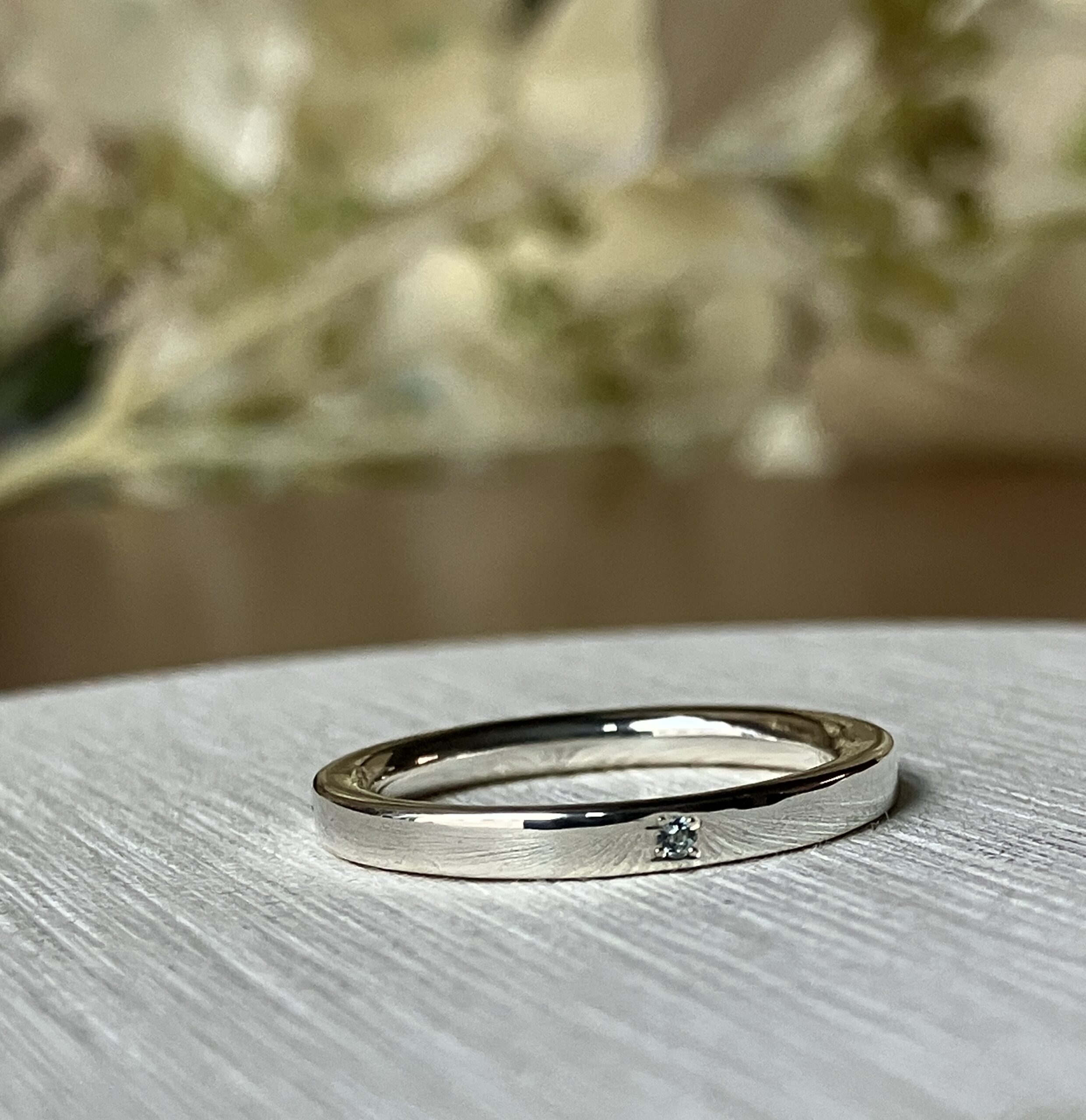 手作りペアリング（シルバー） 平打ち（内甲丸） 鏡面 ２mm 11月 ブルートパーズ