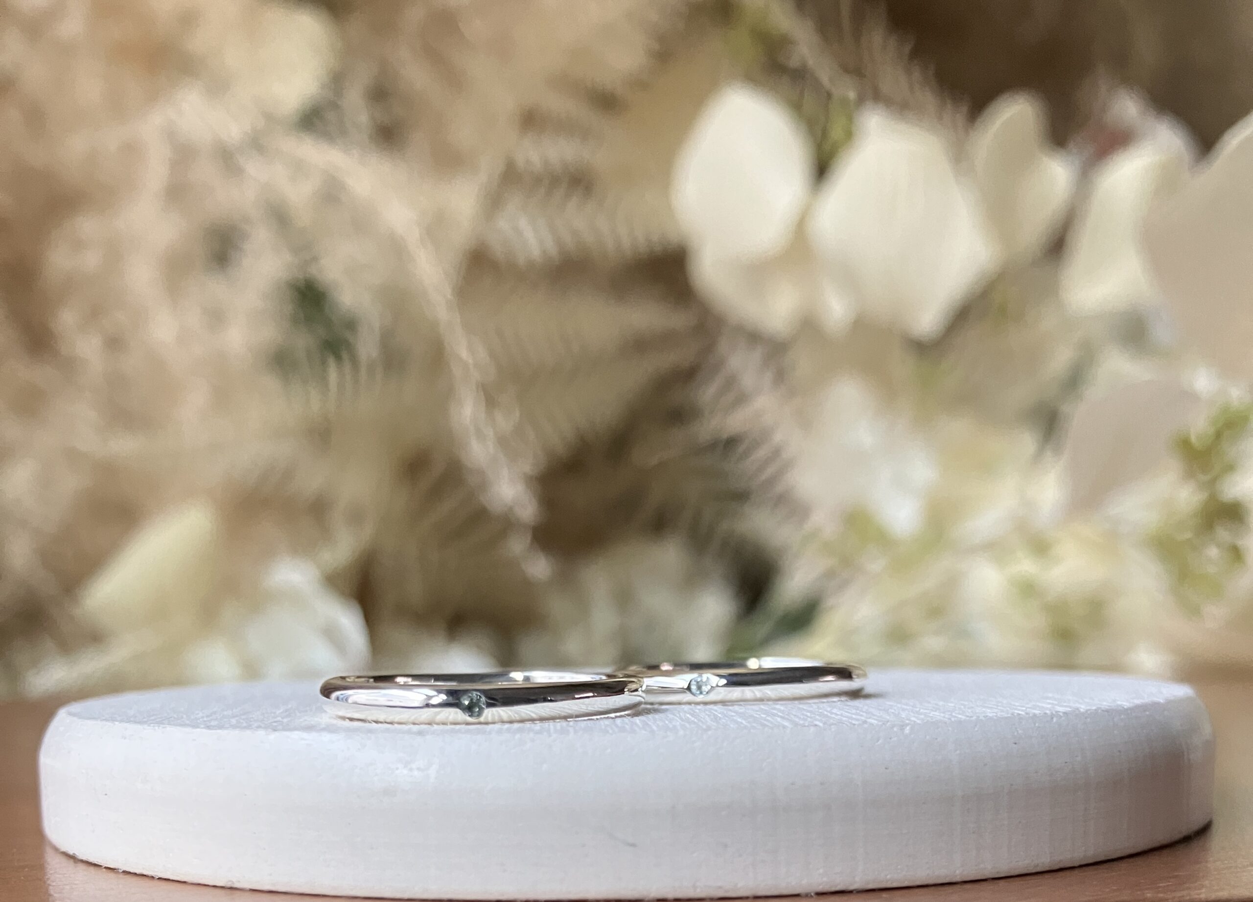 手作りペアリング（シルバー） 甲丸 鏡面 ２mm 3月 アクアマリン レーザー刻印