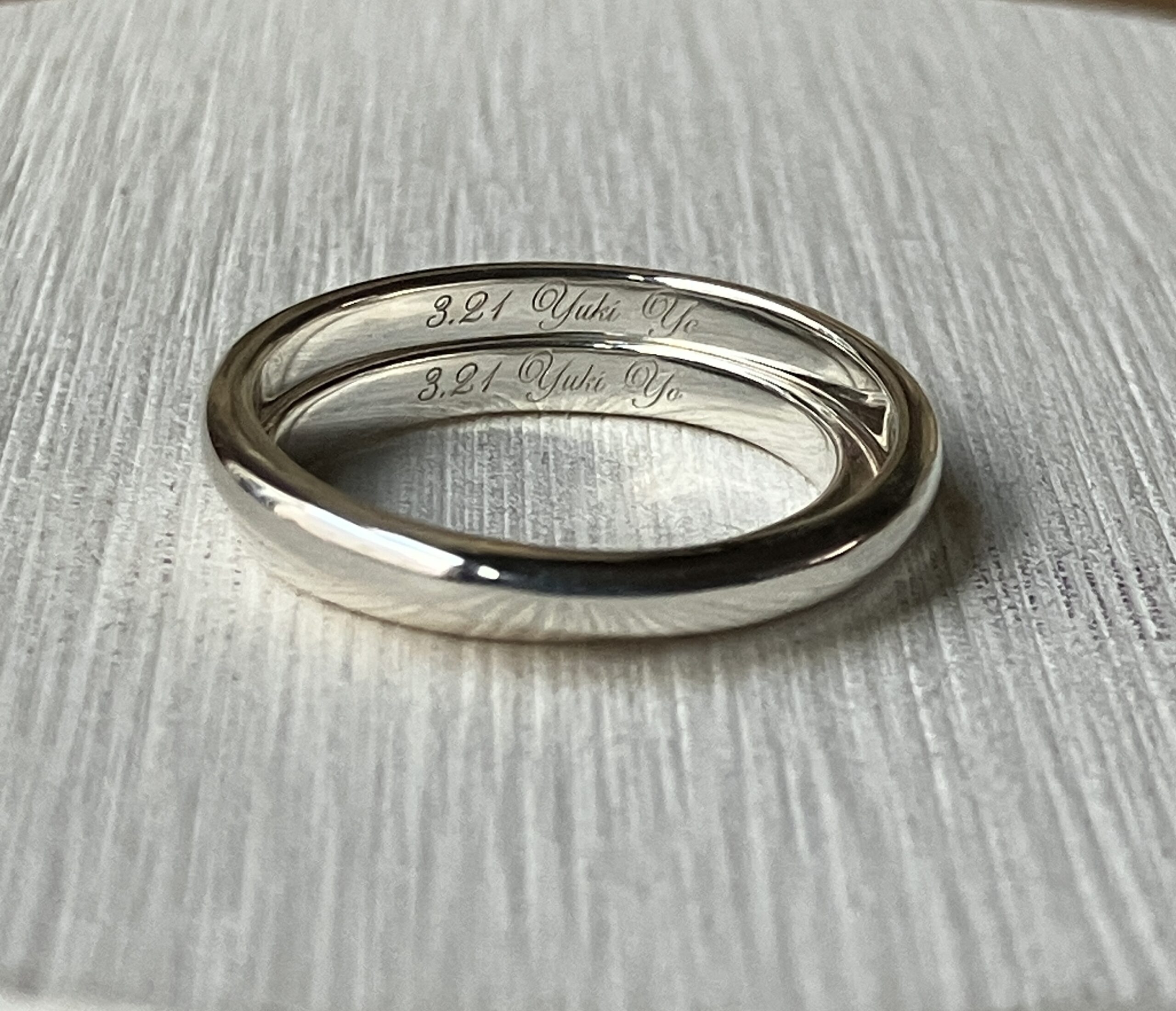 手作りペアリング（シルバー） 甲丸 鏡面 ２mm 3月 アクアマリン レーザー刻印