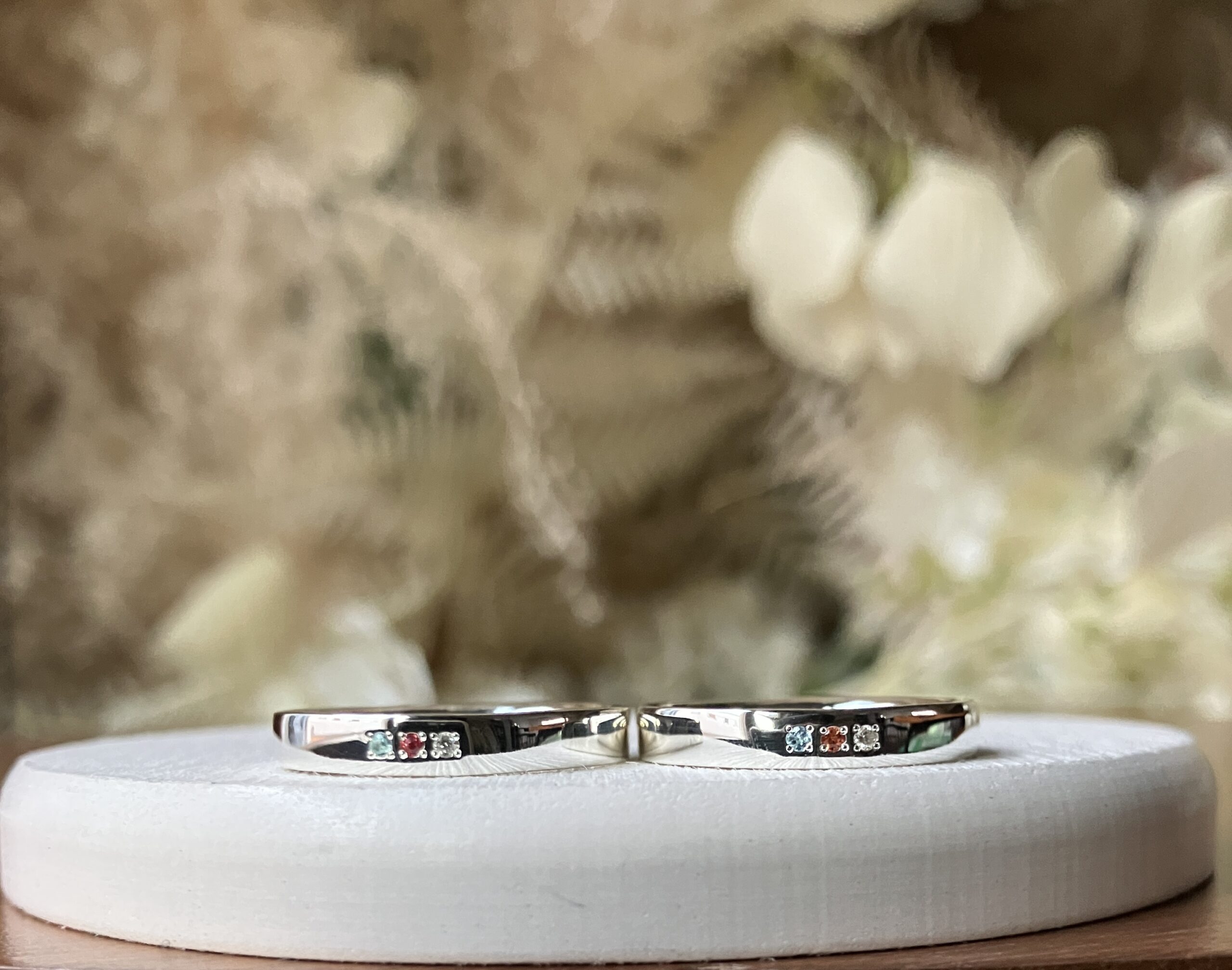 手作りペアリング（シルバー） シルバー925 平打ち（内甲丸） 鏡面 ３mm 11月 ブルートパーズ 9月 サファイア カラーダイヤモンド