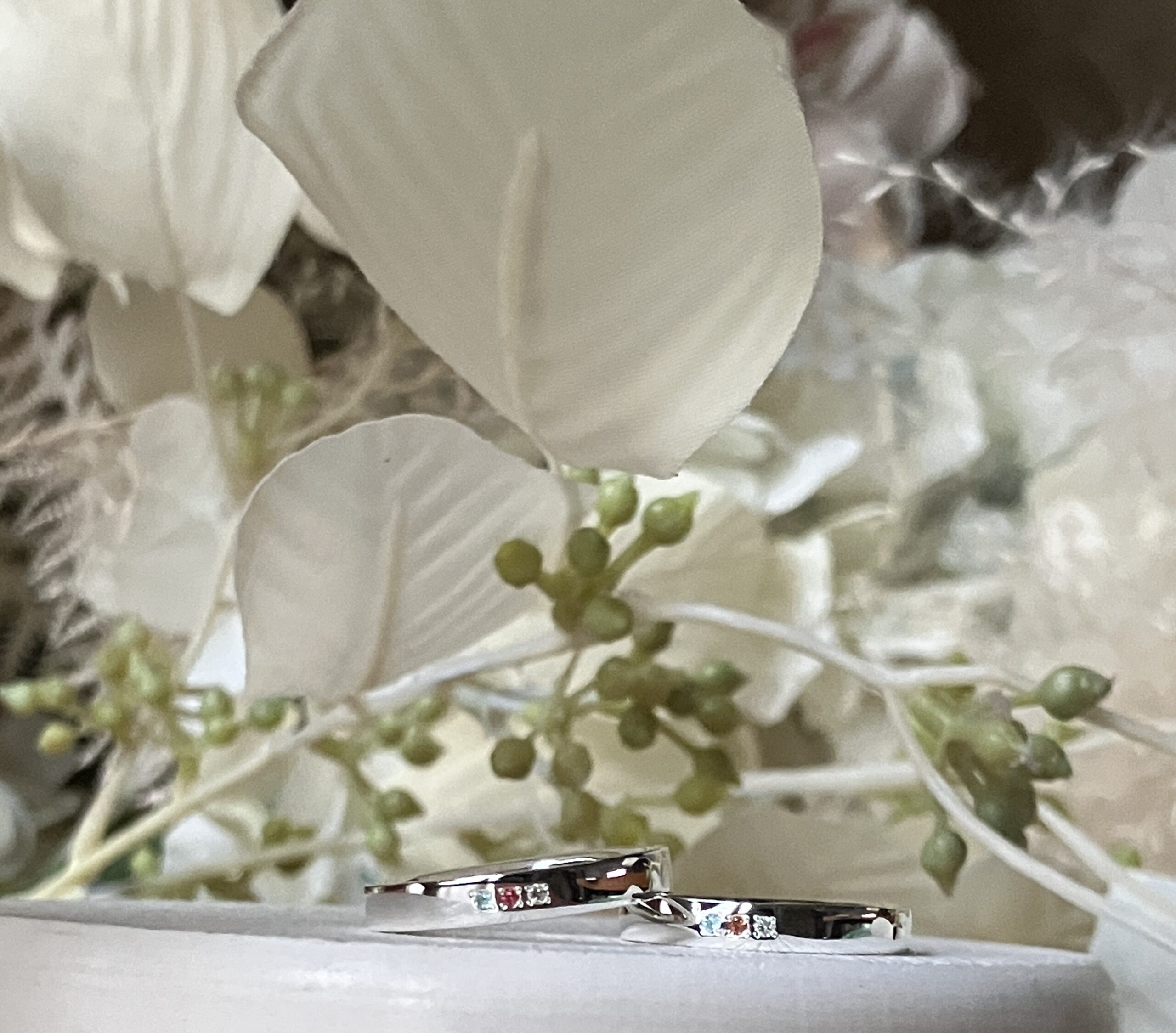 手作りペアリング（シルバー） シルバー925 平打ち（内甲丸） 鏡面 ３mm 11月 ブルートパーズ 9月 サファイア カラーダイヤモンド