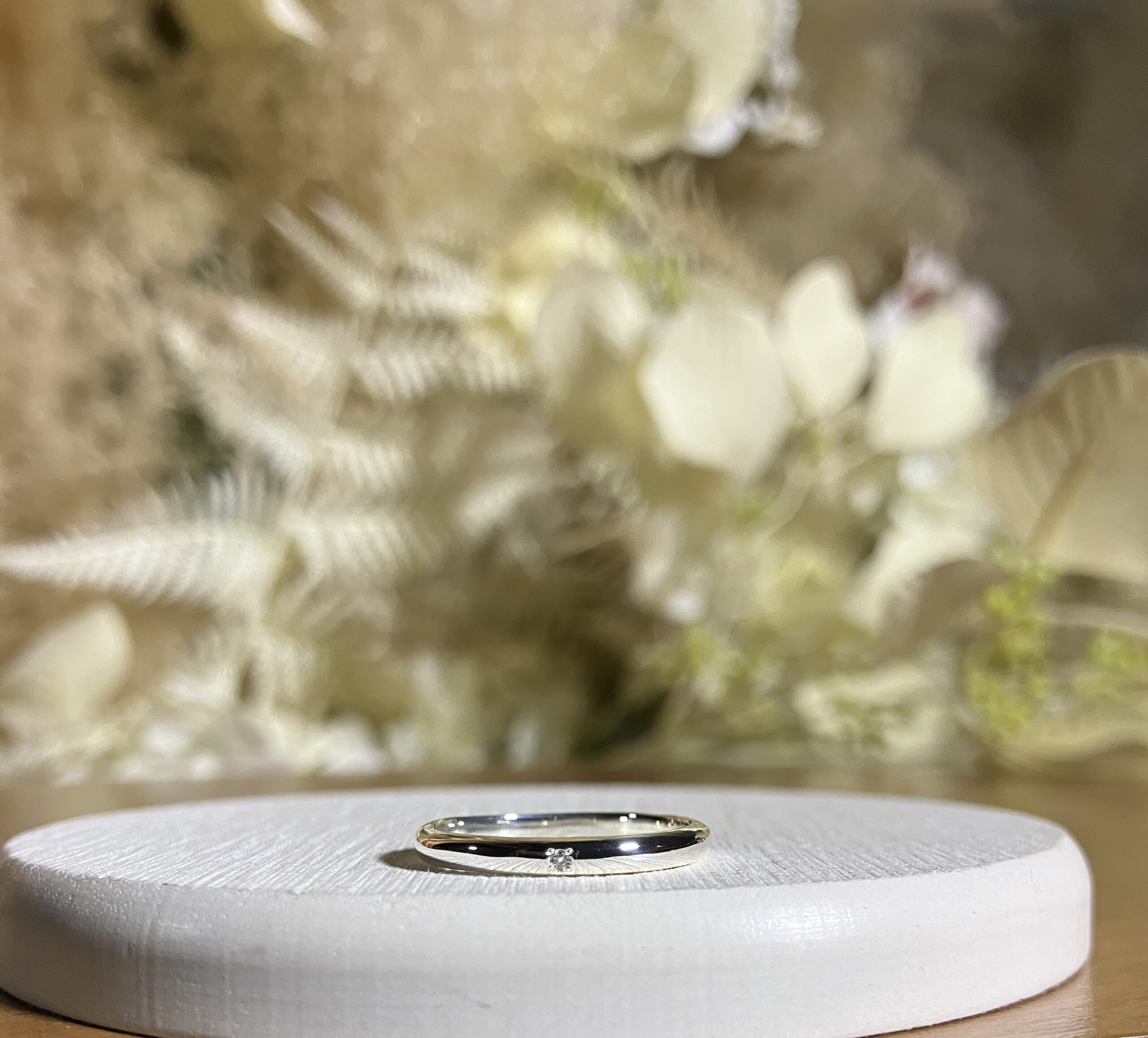 手作りペアリング（シルバー） 甲丸 鏡面 ２mm カラーダイヤモンド