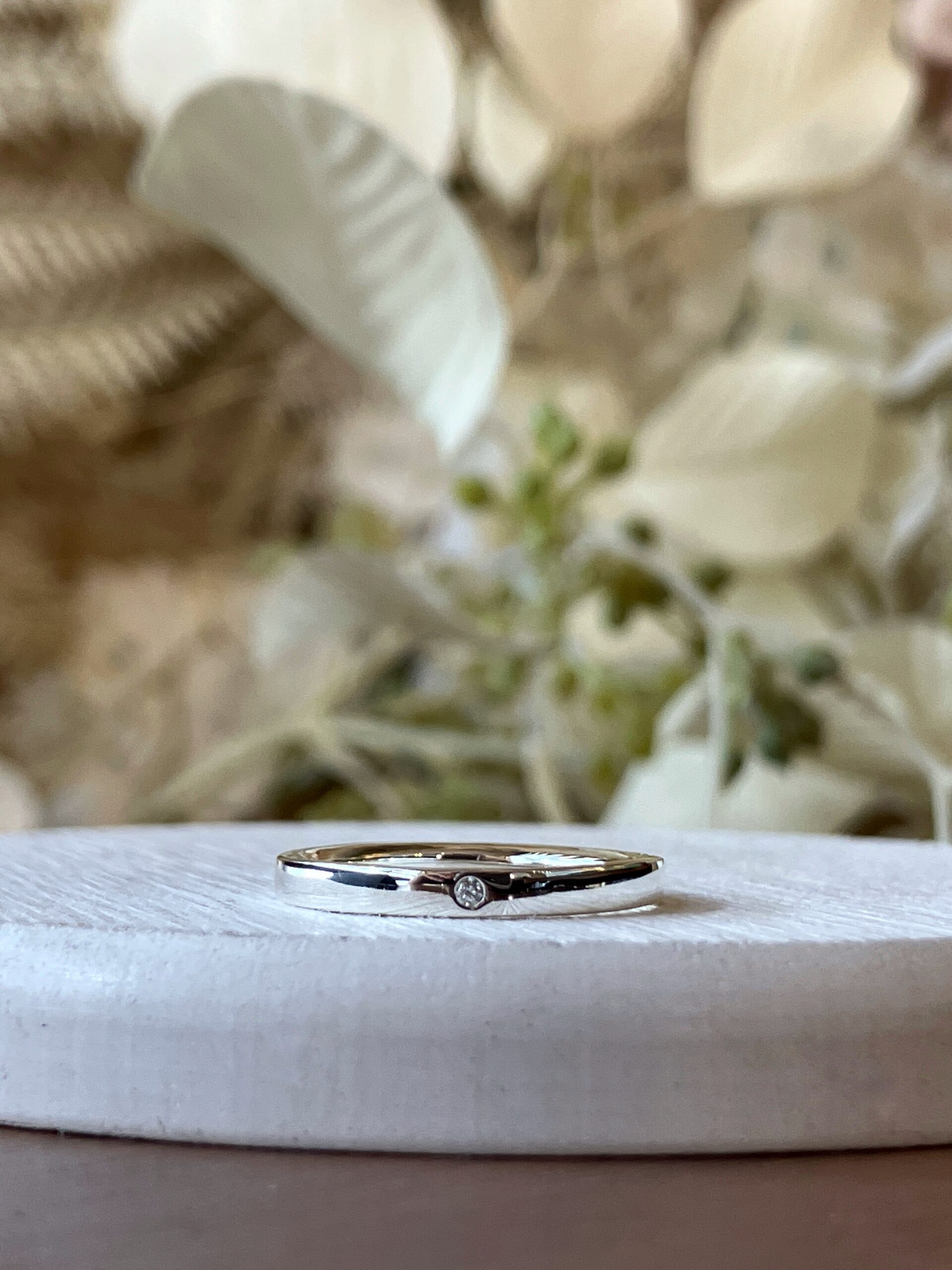 手作りペアリング（シルバー） シルバー925 平打ち（内甲丸） 鏡面 ２mm カラーレスダイヤモンド