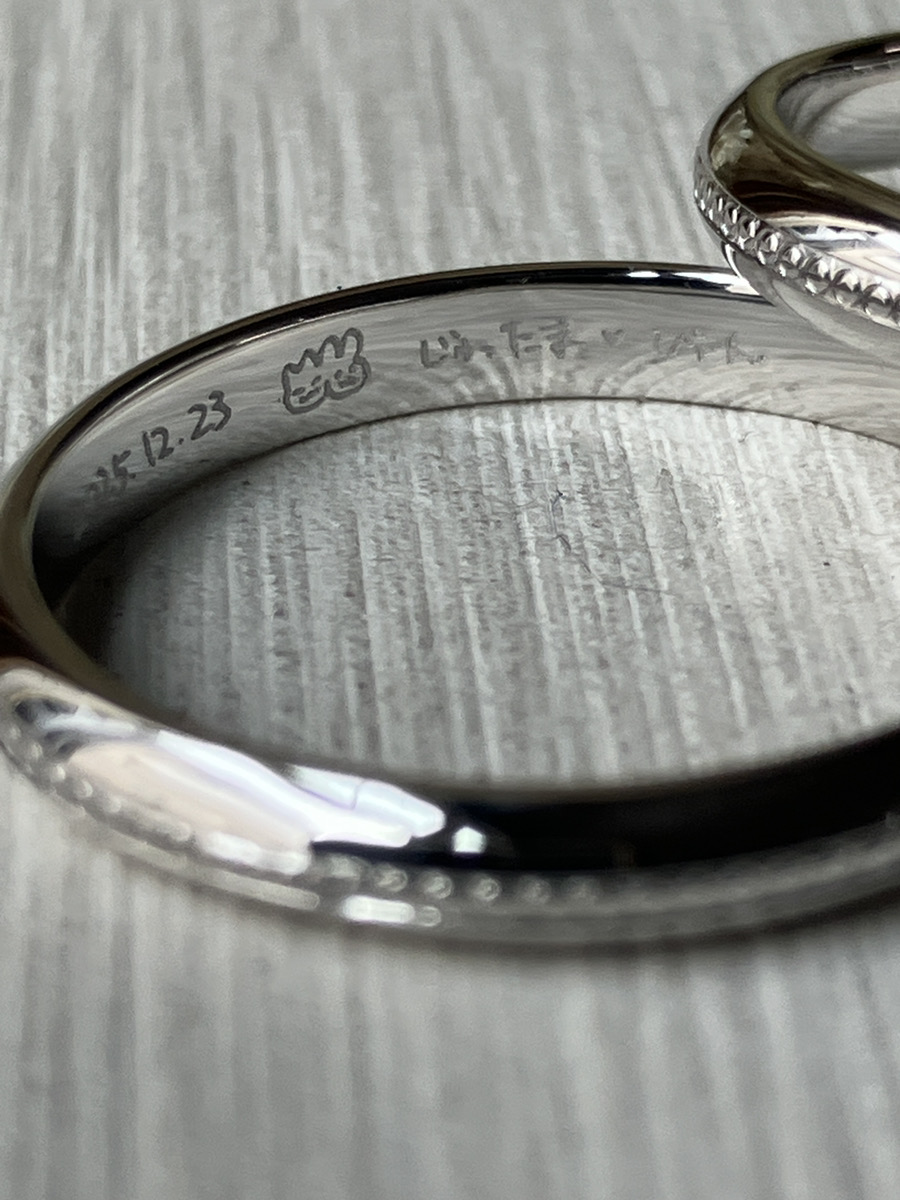 手作りペアリング（シルバー） 甲丸 鏡面 ３mm 12月 タンザナイト ミル打ち 手書きレーザー刻印