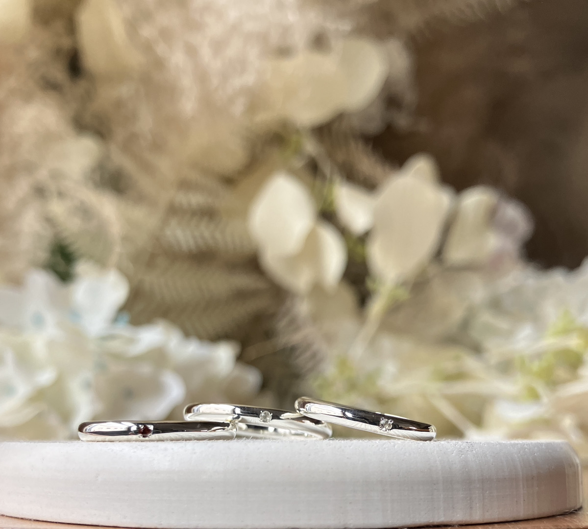 手作りペアリング（シルバー） 甲丸 鏡面 ２mm 6月 ムーンストーン