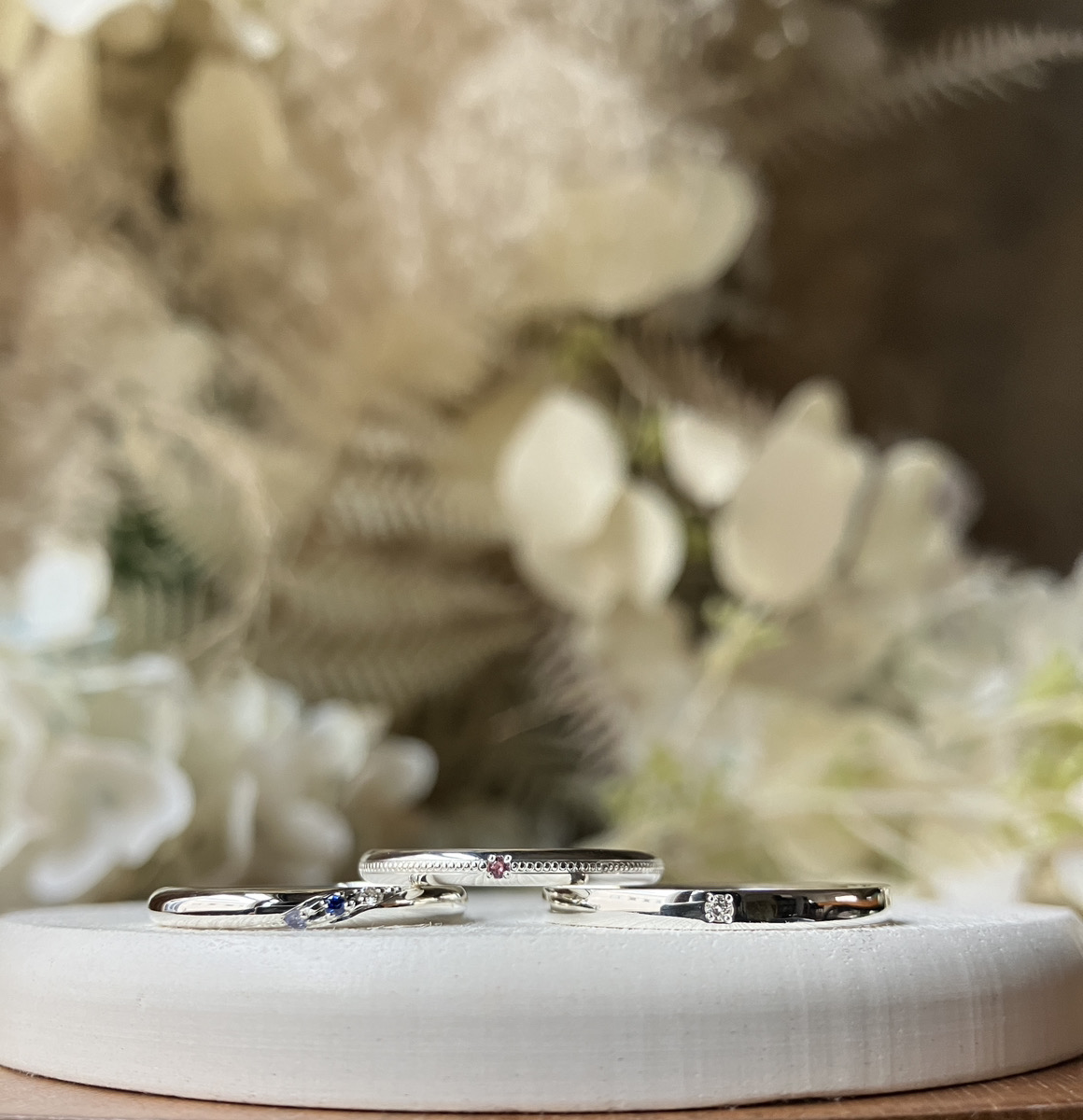 手作りペアリング（シルバー） 甲丸 鏡面 ２mm 10月 トルマリン 12月 タンザナイト 9月 サファイア カラーレスダイヤモンド ミル打ち