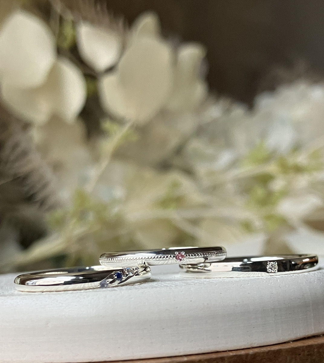 手作りペアリング（シルバー） 甲丸 鏡面 ２mm 10月 トルマリン 12月 タンザナイト 9月 サファイア カラーレスダイヤモンド ミル打ち