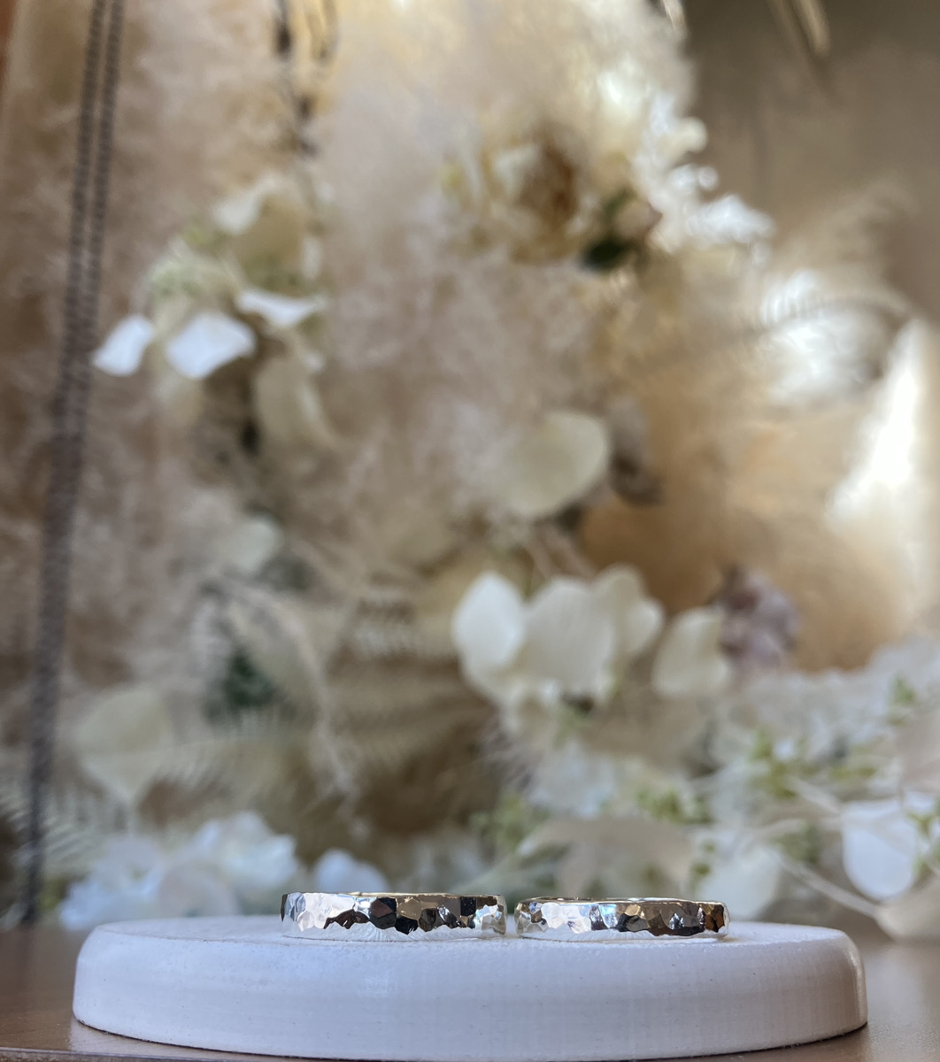 手作りペアリング（シルバー） 平打ち（内甲丸） ハンマー ３mm レーザー刻印